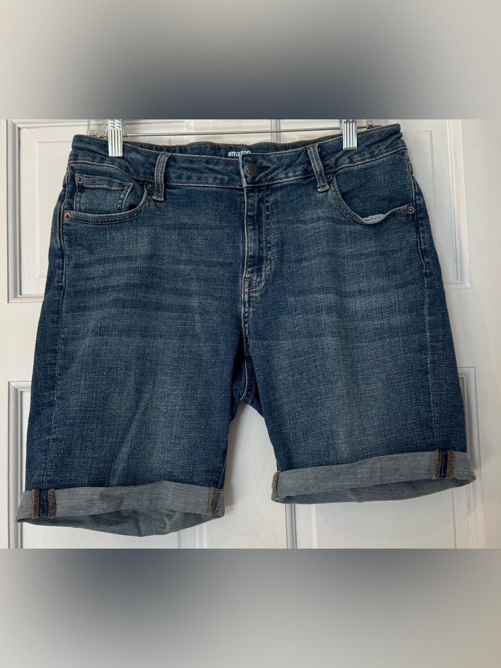 Amazon Essentials Rolled Cuff Medium-Wash Denim Shorts